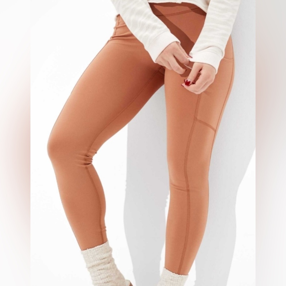 American Eagle Womens XS Tan Pocket Leggings Boho Fall Activewear Streetwear - Picture 2 of 12